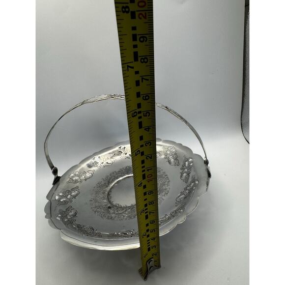 Viking Silver‎ Plate Swing Handle Candy Bride basket floral scroll engraved - Picture 6 of 6